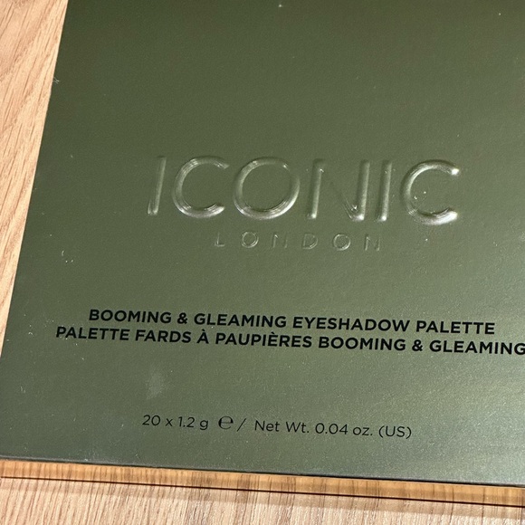 5 for $25 item ๐บ Iconic London Booming and Gleaming Eyeshadow Palette - Picture 2 of 5